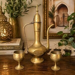 VTG Brass Ewer & 2 Goblets Set, Etched India Decanter Moroccan Style Pitcher Bar